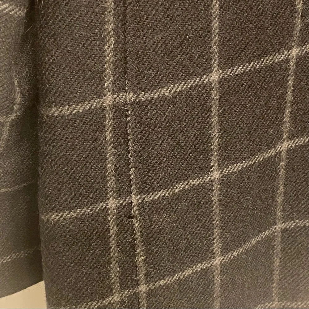 Perry Ellis sports coat black and gray windowpane Size Large 42 Vintage